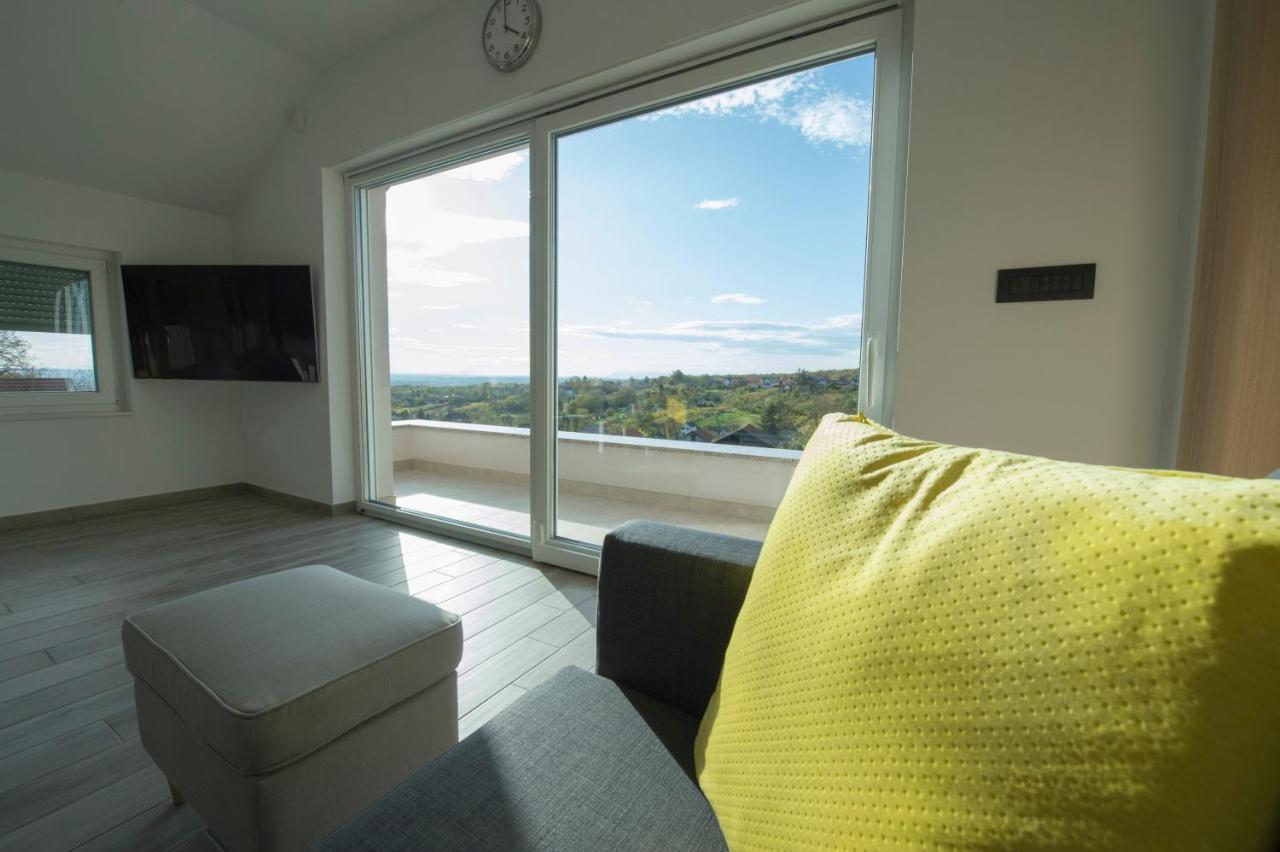 Apartamento Apartman Grc Dugo Selo Exterior foto